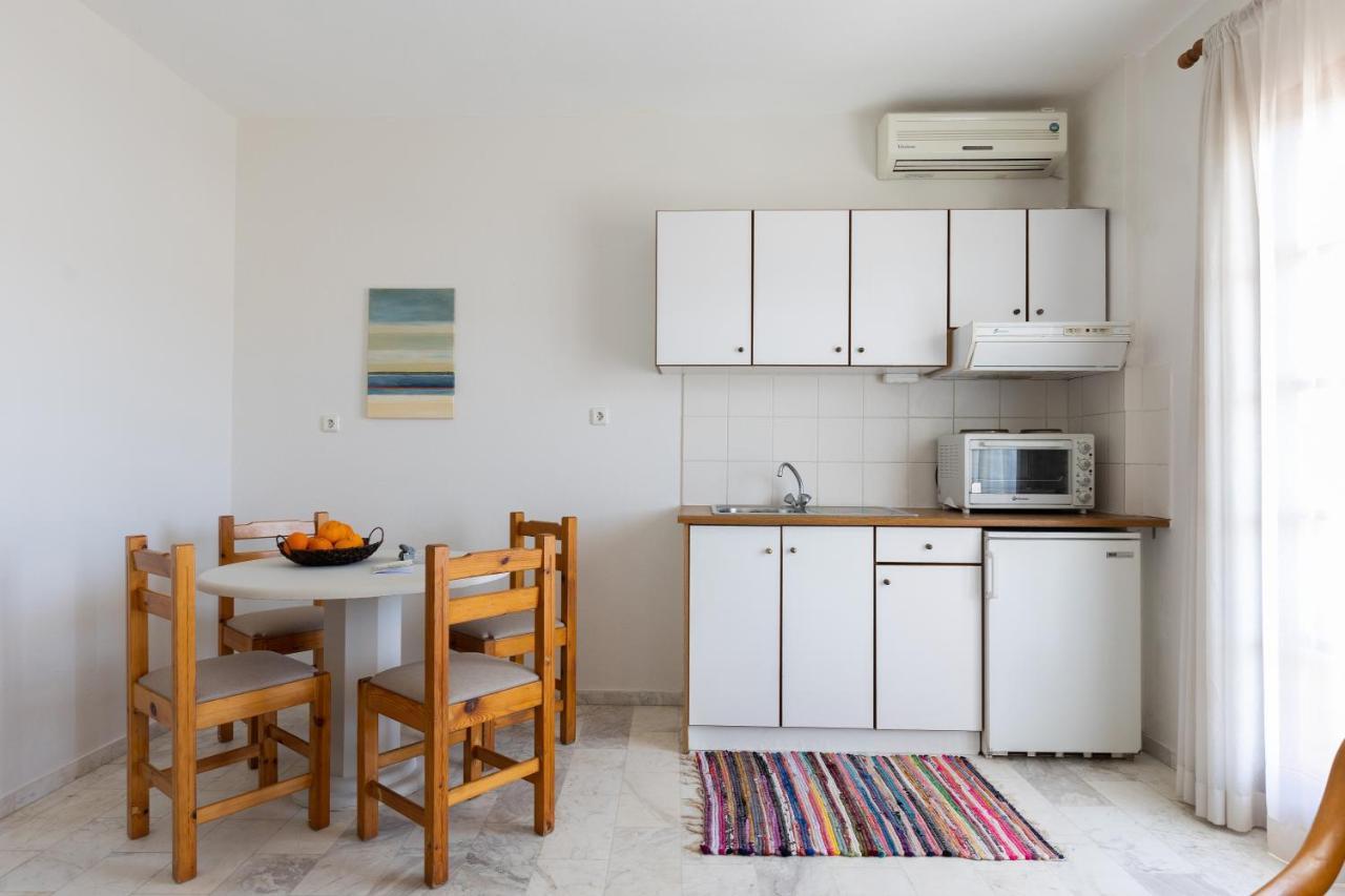 Chrysa House Apartments Agia Pelagia Eksteriør billede