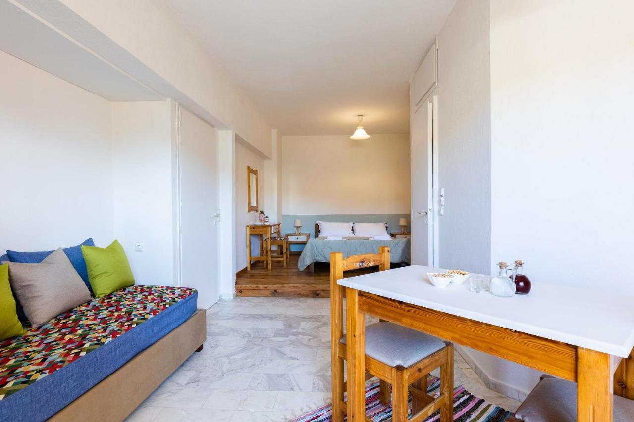 Chrysa House Apartments Agia Pelagia Eksteriør billede